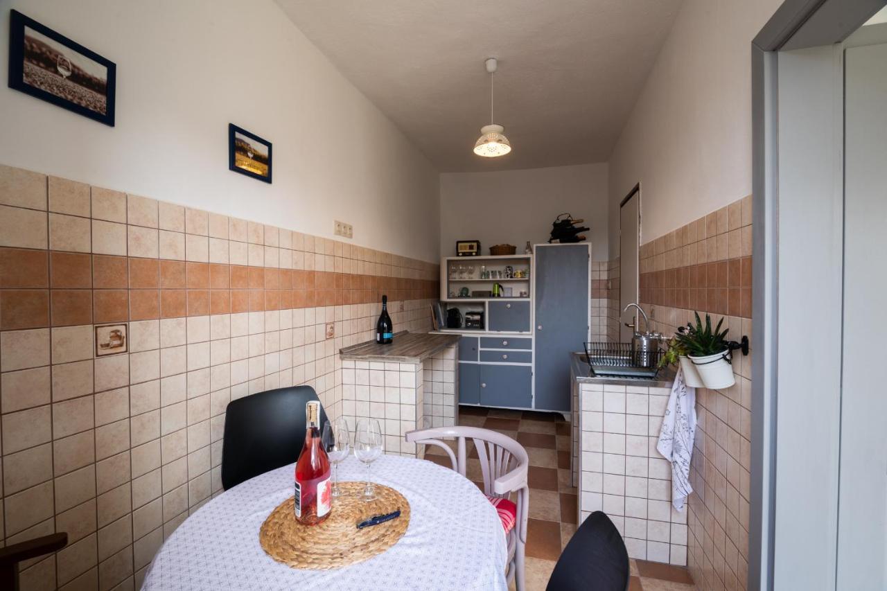 BadacsonytördemicMilio Apartman Badacsonyアパートメント エクステリア 写真
